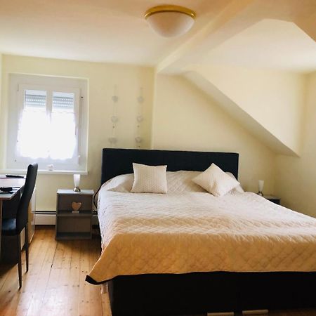 Pension Holzgarten เรเกนส์บวร์ก ภายนอก รูปภาพ