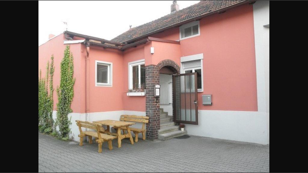Pension Holzgarten เรเกนส์บวร์ก ภายนอก รูปภาพ